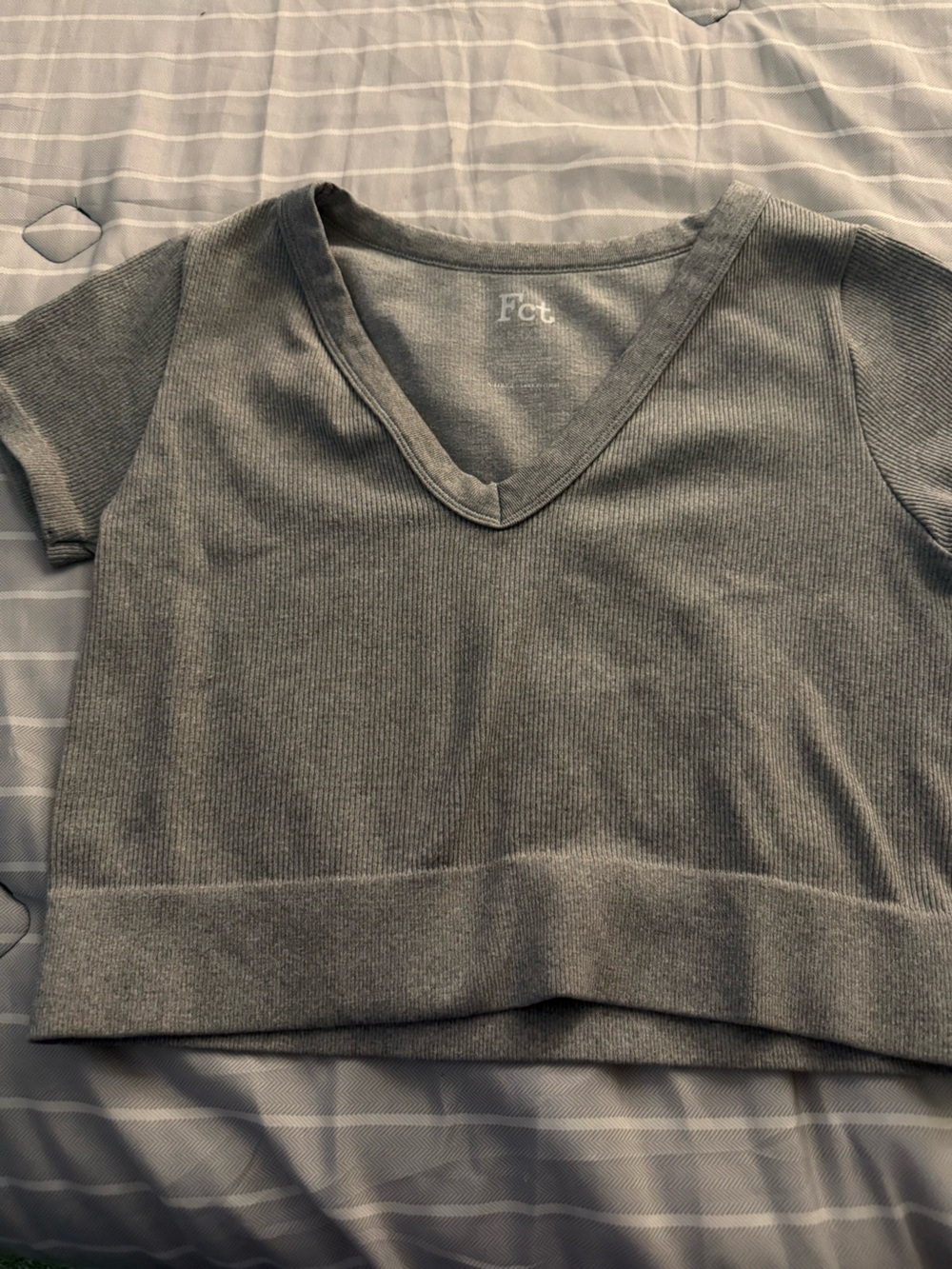 Fct Women's Gray Ribbed V-Neck Crop Top